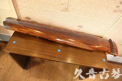 阿坝藏族羌族自治州●久音古琴  ●今日推荐20230527  [断纹仲尼式]